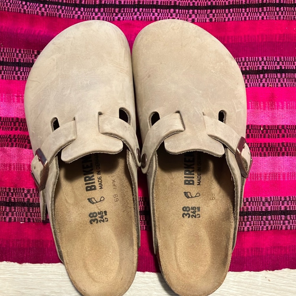 New! Birkenstock Boston oiled leather in tobacco - regular width. Size 38